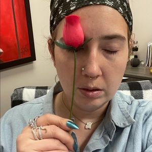 Meet your Posher, Rachel